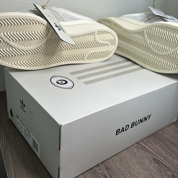 Adidas Bad Bunny Campus - Picture 4 of 4